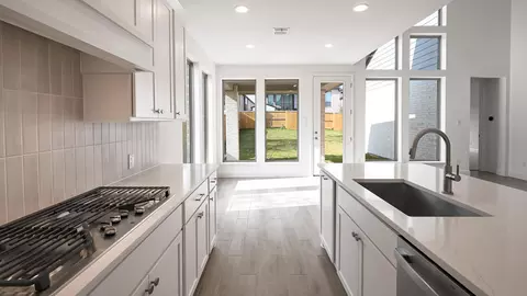 Kitchen - 277 Basket Flower Loop, Kyle, TX 78640 photo 2 of 4