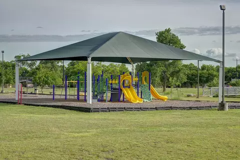 Exterior - 277 Basket Flower Loop, Kyle, TX 78640 photo 5 of 6