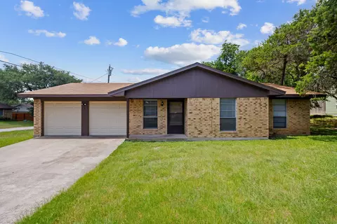 1 Cliffside Dr, Belton, TX 76513