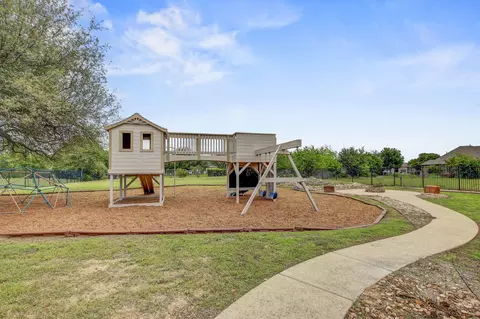 Exterior - 312 Flintlock Dr, Leander, TX 78641 photo 6 of 6