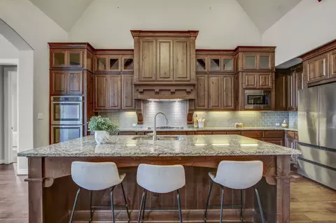 Kitchen - 312 Flintlock Dr, Leander, TX 78641 photo 1 of 3