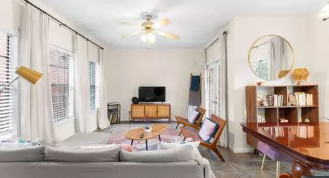 712 W 21st St #203, Austin, TX 78705