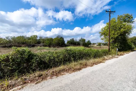 287 Sunset Trl, Luling, TX 78648 photo 6