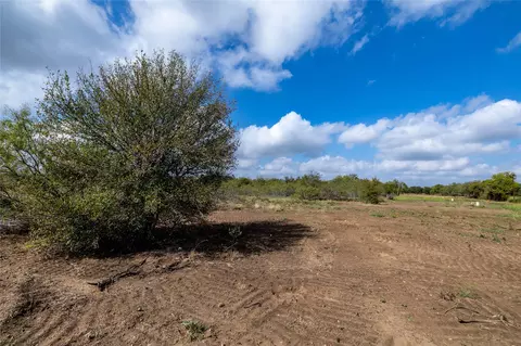287 Sunset Trl, Luling, TX 78648 photo 9