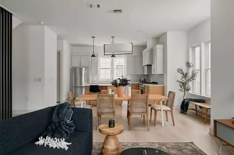 2209 Woodland Ave #502, Austin, TX 78741