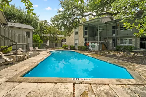 Exterior - 2303 E Side Dr #211, Austin, TX 78704 photo 5 of 11