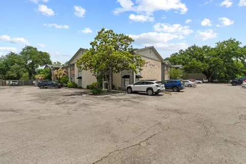 Exterior - 2303 E Side Dr #211, Austin, TX 78704 photo 10 of 11