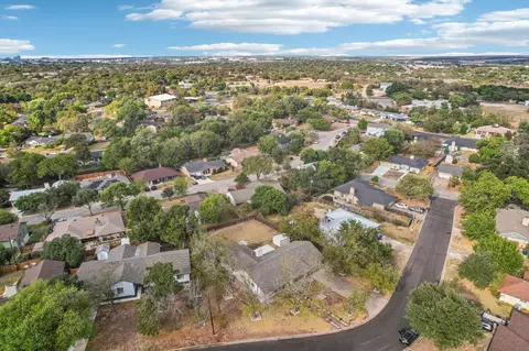 View/Area - 5500 Pendleton Ln, Austin, TX 78723 photo 3 of 4
