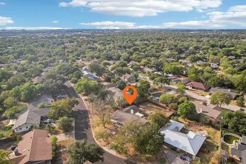 View/Area - 5500 Pendleton Ln, Austin, TX 78723 photo 4 of 4