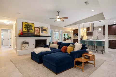 Living - 5500 Pendleton Ln, Austin, TX 78723 photo 3 of 3