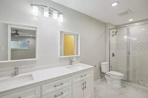 Bath - 5500 Pendleton Ln, Austin, TX 78723 photo 1 of 2