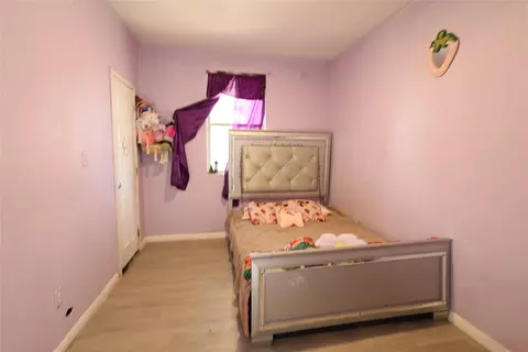 Bedroom - 250 La Selva Dr, Elgin, TX 78621 photo 5 of 6