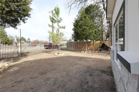 Exterior - 250 La Selva Dr, Elgin, TX 78621 photo 4 of 4
