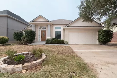 1012 Parrot Trl, Round Rock, TX 78681