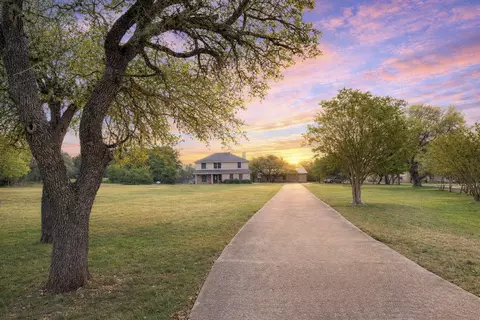 311 Oak Forest Cv, Buda, TX 78610