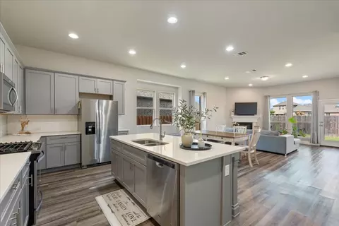 1313 Mustang Brook Ln, Leander, TX 78641