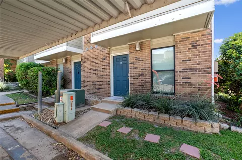 2018 W Rundberg Ln #16D, Austin, TX 78758