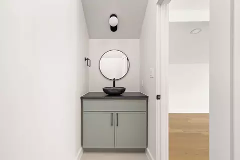 Bath - 2717 Lyons Rd #1, Austin, TX 78702 photo 6 of 6