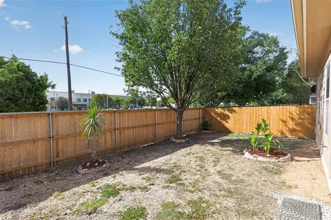 Exterior - 3905 Bronco Bend Loop, Austin, TX 78744 photo 11 of 12