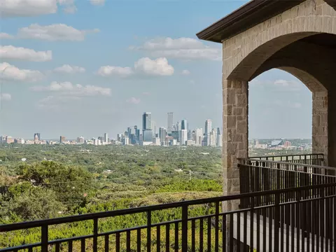 Exterior - 1415 Mount Larson Rd 2012 Frances Dr, Austin, TX 78746 photo 13 of 15