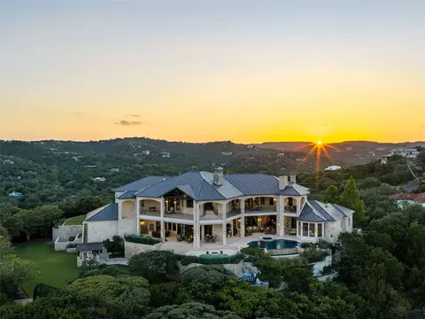 View/Area - 1415 Mount Larson Rd 2012 Frances Dr, Austin, TX 78746 photo 2 of 9