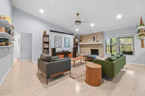 2509 Redleaf Ln, Austin, TX 78745
