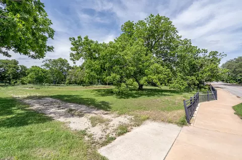 700 Main St, Liberty Hill, TX 78642