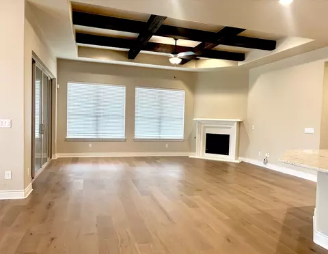 820 Desaix Dr, Georgetown, TX 78628 photo 5