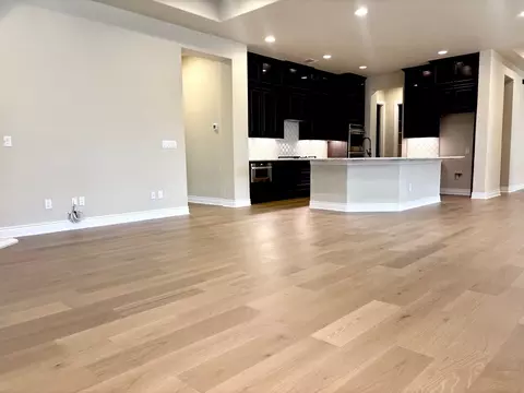 820 Desaix Dr, Georgetown, TX 78628 photo 3