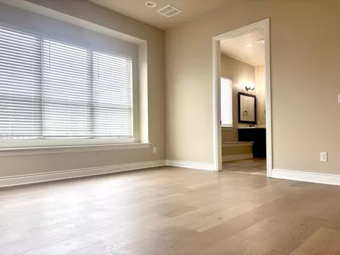 820 Desaix Dr, Georgetown, TX 78628 photo 6