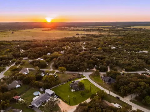 View/Area - 100 Deer Clearing, Kyle, TX 78640 photo 3 of 3
