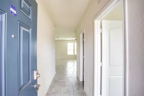 Entry Way - 528 Staton St, Georgetown, TX 78626 photo 1 of 1
