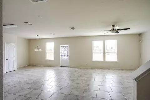 Living - 528 Staton St, Georgetown, TX 78626 photo 1 of 7