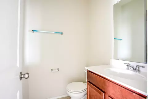 Bath - 528 Staton St, Georgetown, TX 78626 photo 1 of 4