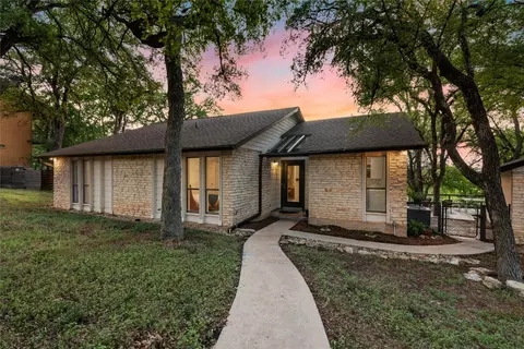 600 Ridge Crest Dr, Round Rock, TX 78664