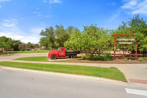 View/Area - 1233 Sweetspire St, Leander, TX 78641 photo 2 of 4