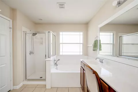 Bath - 1323 Talley Loop, Buda, TX 78610 photo 1 of 2