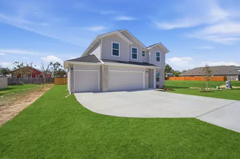 Exterior - 508 Gene Ray Ave, Bertram, TX 78605 photo 4 of 5