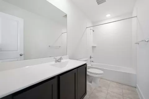 Bath - 508 Gene Ray Ave, Bertram, TX 78605 photo 5 of 6