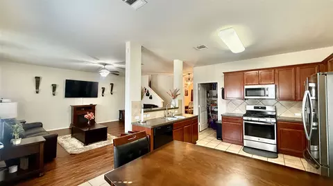 Kitchen - 18309 Windtree Ln, Elgin, TX 78621 photo 1 of 3