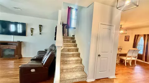 Entry Way - 18309 Windtree Ln, Elgin, TX 78621 photo 3 of 4