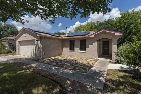 144 Fall Creek Dr, Kyle, TX 78640