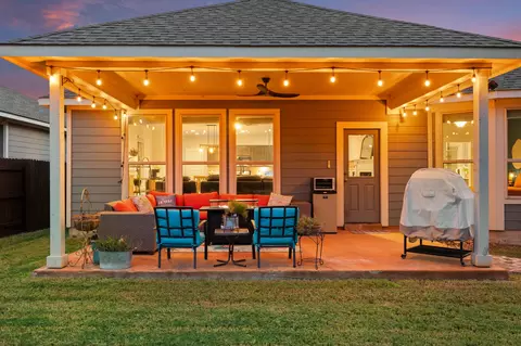 Exterior - 205 Trellis Blvd, Leander, TX 78641 photo 7 of 9