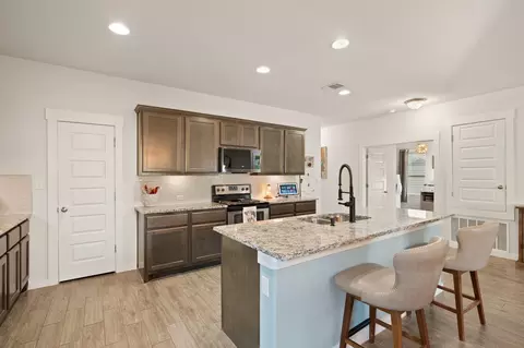 Kitchen - 205 Trellis Blvd, Leander, TX 78641 photo 4 of 5