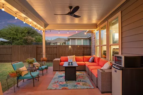 Exterior - 205 Trellis Blvd, Leander, TX 78641 photo 5 of 9