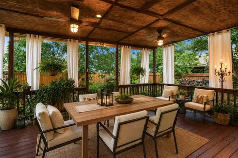 8109 Flashpan Cv, Austin, TX 78729
