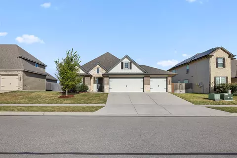 Exterior - 6620 Mcgregor Loop, Killeen, TX 76549 photo 6 of 7