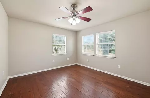 Bedroom - 1127 Parr St, Luling, TX 78648 photo 1 of 3