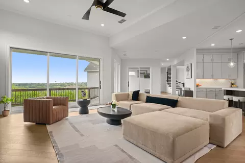 104 Lodestone Cv, Austin, TX 78738