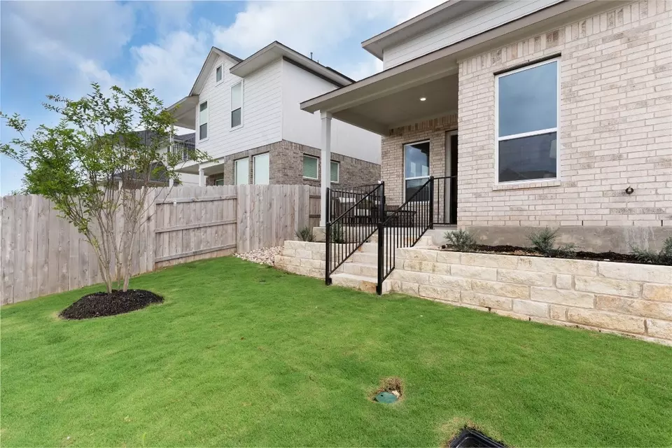 Exterior - 2705 Sage Ranch Dr #6, Leander, TX 78641 photo 4 of 6